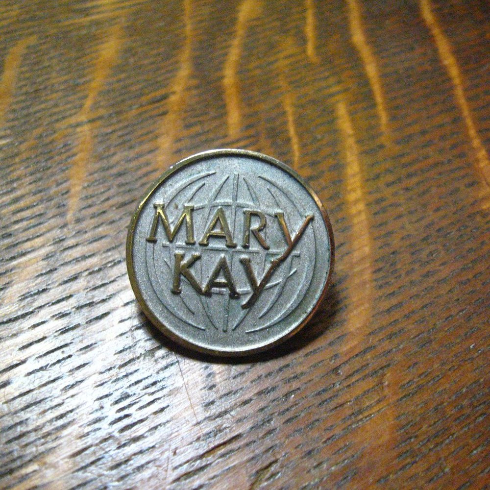 🛍 Mary Kay Cosmetics Logo Lapel Pin Brooch